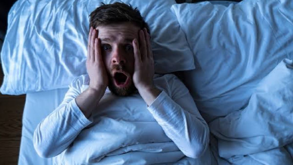 Bangun dengan Cantik: Rahasia Makeup Kilat untuk Kelopak Tidur yang Terbangun Tiba-Tiba