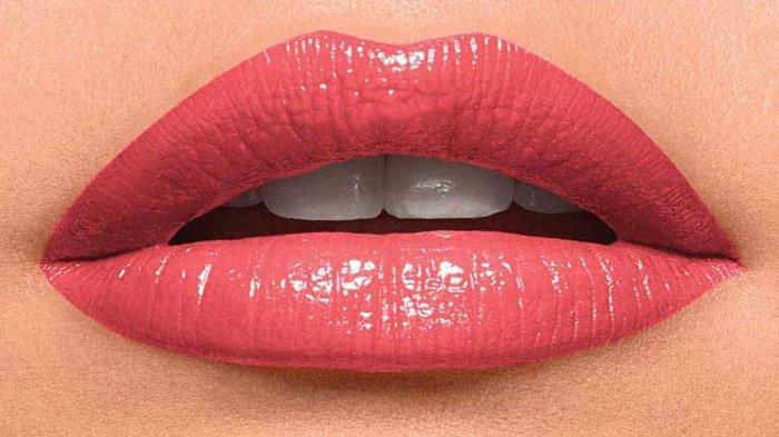 Lipstik dari Debu yang Ditangisi Sang Waktu: Kisah Abadi dalam Setiap Olesan